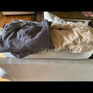 Men’s cargo shorts. Like new.
